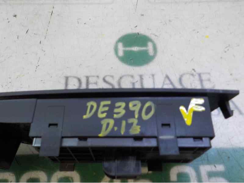 Recambio de mando elevalunas delantero izquierdo para audi a1 sportback (8xf) design referencia OEM IAM 8U09598515PR 4F0959565 