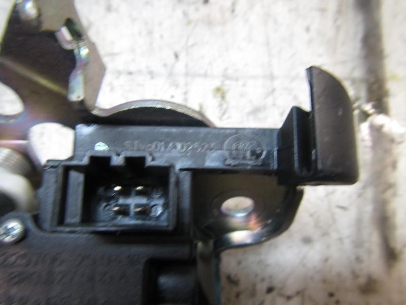 Recambio de cerradura maletero / porton para audi a1 sportback (8xf) adrenalin referencia OEM IAM 8R0827505  