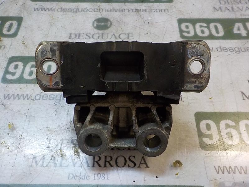 Recambio de soporte cambio para fiat linea (110) 1.4 cat referencia OEM IAM 51813606  