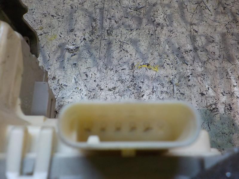 Recambio de cerradura puerta trasera derecha para audi a1 sportback (8xa) attraction referencia OEM IAM 8X0839016B  