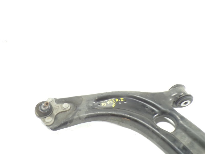 Recambio de brazo suspension inferior delantero izquierdo para volkswagen tiguan advance bmt referencia OEM IAM 3Q0407151P  