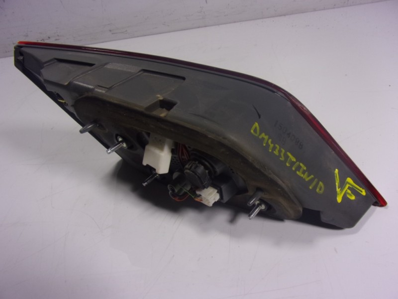 Recambio de piloto trasero derecho interior para hyundai i40 1.7 crdi cat referencia OEM IAM 924043Z600  