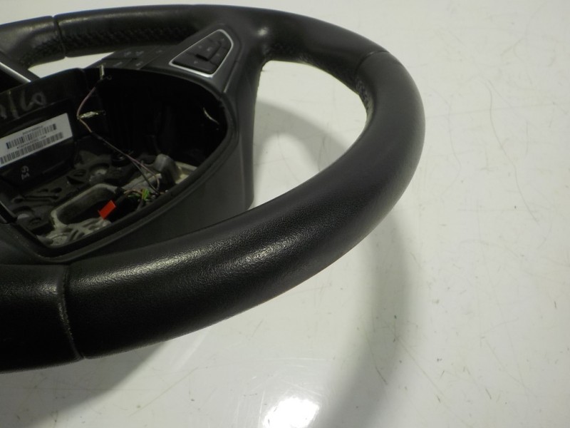 Recambio de volante para ford focus lim. 1.0 ecoboost cat referencia OEM IAM 2014556 F1EB3600JG3ZHE 