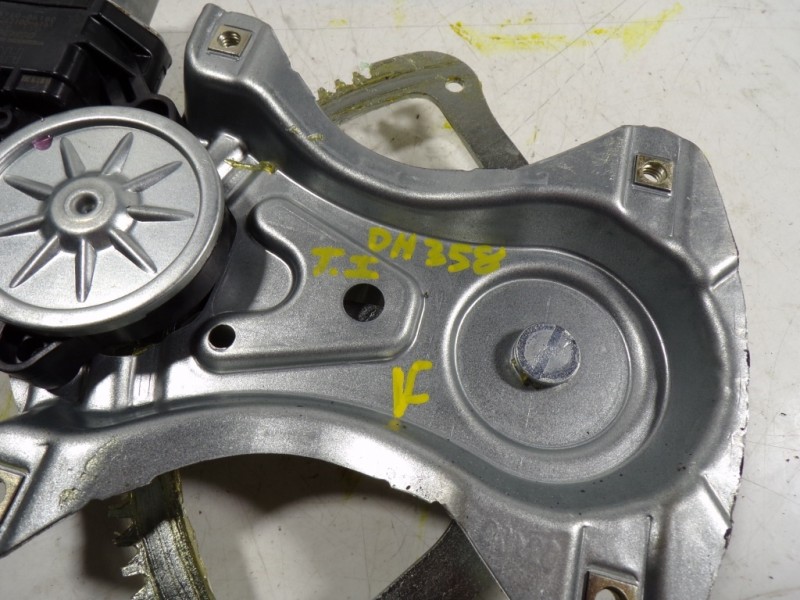 Recambio de elevalunas trasero izquierdo para toyota hilux (3b/3c/3d) doble cabina referencia OEM IAM 857100K180 857100K180 