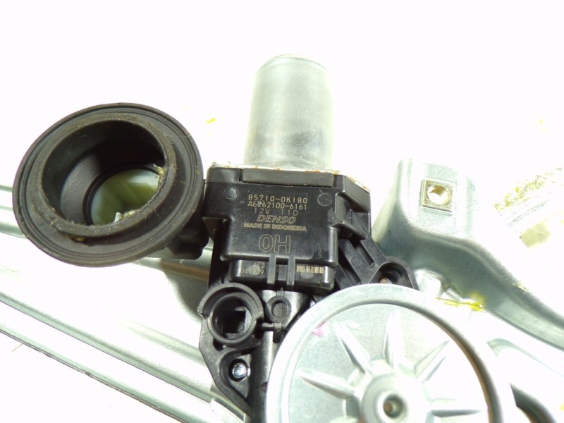 Recambio de elevalunas trasero izquierdo para toyota hilux (3b/3c/3d) doble cabina referencia OEM IAM 857100K180 857100K180 