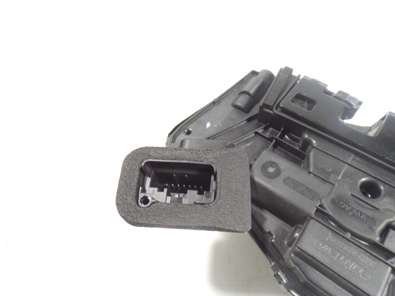 Recambio de cerradura puerta delantera derecha para volkswagen tiguan advance bmt referencia OEM IAM 5NB837016E 5NB837016E 