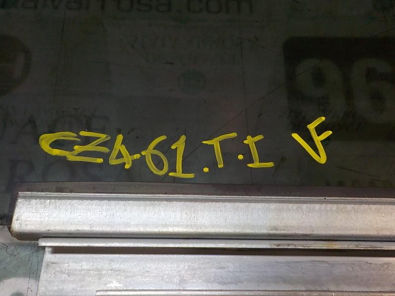 Recambio de cristal puerta trasero izquierdo para citroën c-zero seduction referencia OEM IAM 9203LG  