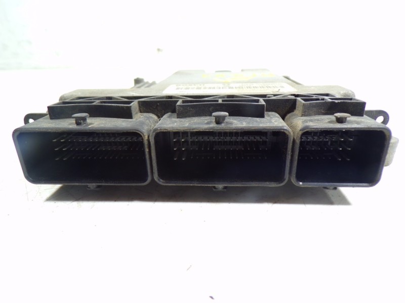 Recambio de centralita motor uce para renault master kofferaufbau l3h1 3,5t referencia OEM IAM 237104134R 237102265R 