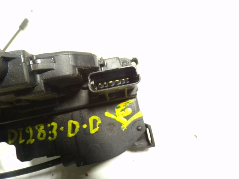 Recambio de cerradura puerta delantera derecha para renault master kofferaufbau l3h1 3,5t referencia OEM IAM 805020009R  