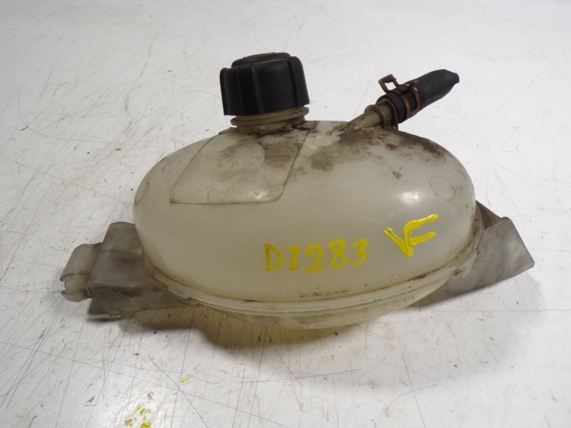 Recambio de deposito expansion para renault master kofferaufbau l3h1 3,5t referencia OEM IAM 217100015R 217100015R 