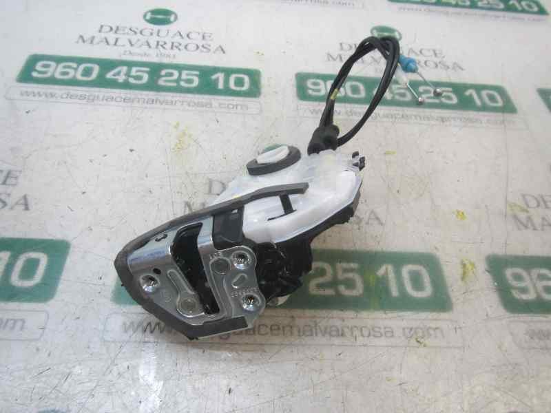 Recambio de cerradura puerta trasera izquierda para toyota prius+ 1.8 16v (híbrido) referencia OEM IAM 6906048060  