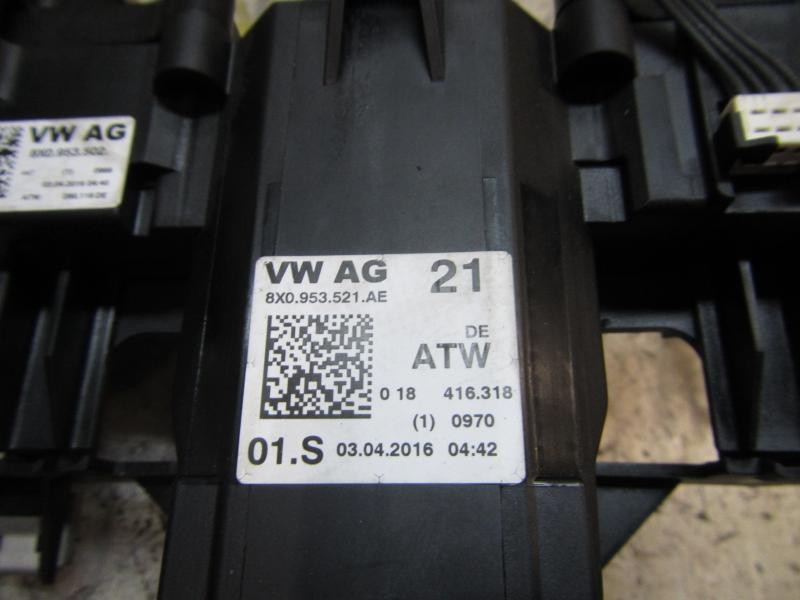 Recambio de mando intermitentes para audi a1 sportback (8xf) adrenalin referencia OEM IAM 8X09535024PK 8X0953521AE 