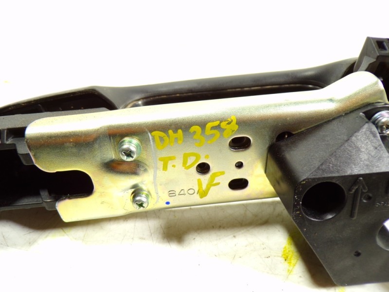 Recambio de maneta exterior trasera derecha para toyota hilux (3b/3c/3d) doble cabina referencia OEM IAM 692100K250  