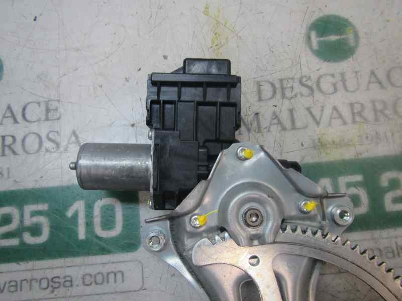 Recambio de elevalunas delantero derecho para toyota prius+ 1.8 16v (híbrido) referencia OEM IAM 6980121020 8571062010 062020401