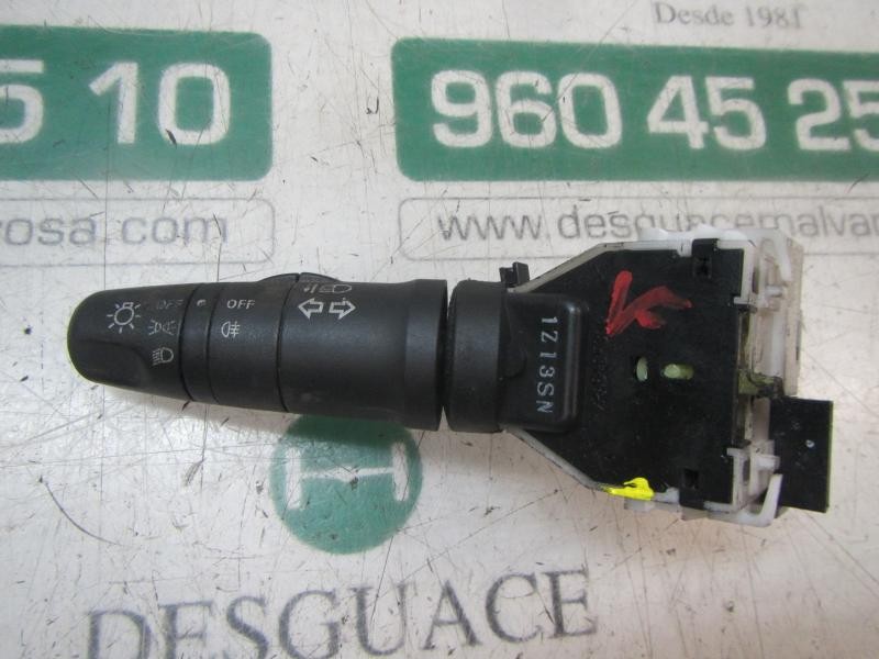 Recambio de mando luces para nissan nv 200 (m20) 1.5 dci cat referencia OEM IAM 25540EM06E  