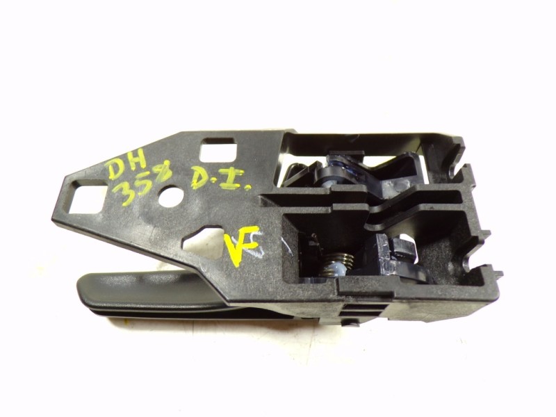 Recambio de maneta interior delantera izquierda para toyota hilux (3b/3c/3d) doble cabina referencia OEM IAM 692060K110C1  