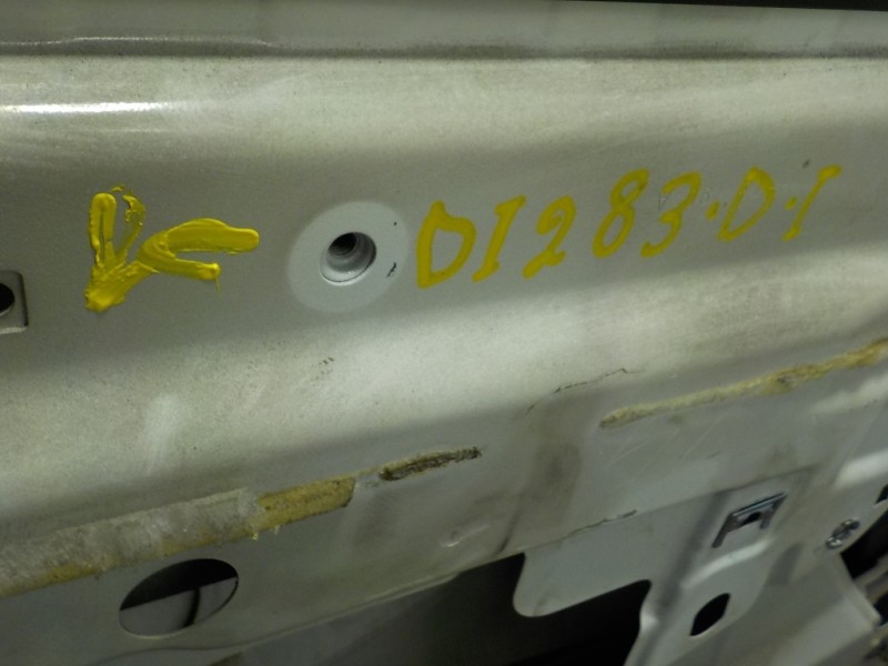 Recambio de puerta delantera izquierda para renault master kofferaufbau l3h1 3,5t referencia OEM IAM 801017005R  