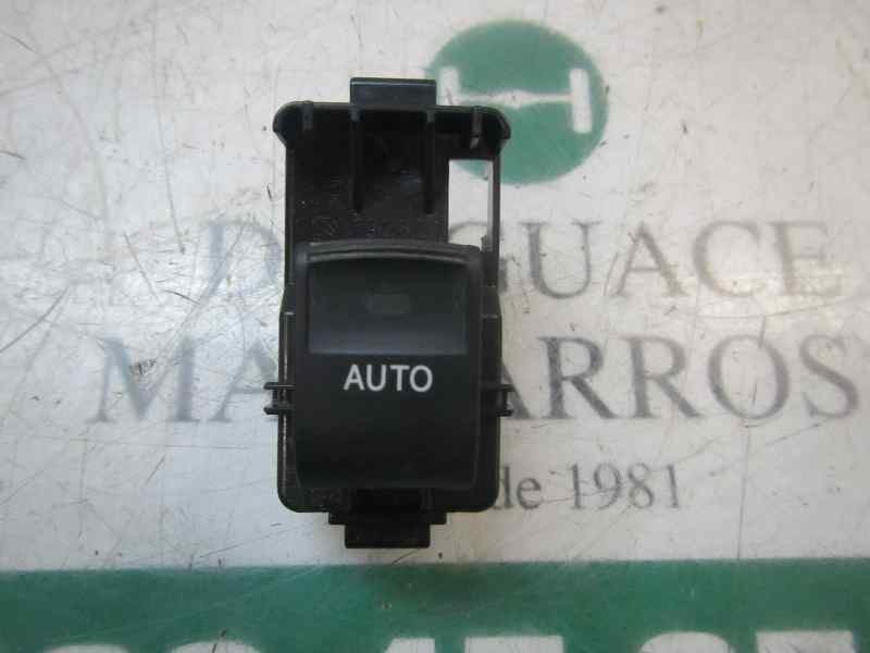 Recambio de mando elevalunas delantero derecho para toyota prius+ 1.8 16v (híbrido) referencia OEM IAM 8481033120  