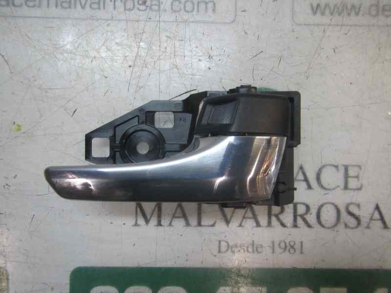 Recambio de maneta interior delantera derecha para toyota prius+ 1.8 16v (híbrido) referencia OEM IAM 6920533111C0  