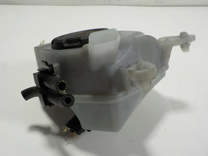 Recambio de deposito expansion para audi a1 sportback (gba) 30 tfsi s line referencia OEM IAM 2Q0121407D 2Q0121407D 