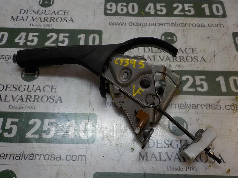 Recambio de palanca freno de mano para toyota yaris 1.4 turbodiesel cat referencia OEM IAM 462100D250C0  