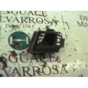 MANETA INTERIOR TRASERA IZQUIERDA 