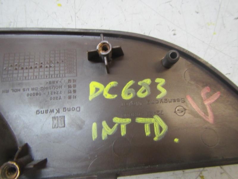 Recambio de maneta interior trasera derecha para ssangyong rexton 2.7 turbodiesel cat referencia OEM IAM   