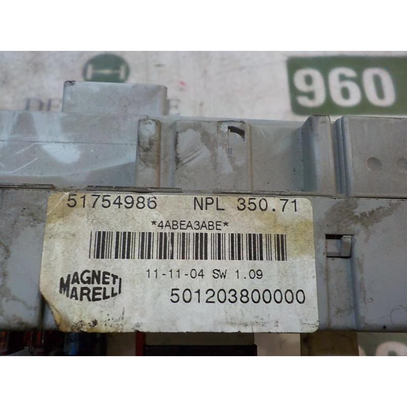 Recambio de caja reles / fusibles para lancia musa (184) 1.9 jtd cat referencia OEM IAM 51754987 51754986 501203800000