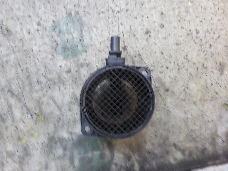 Recambio de caudalimetro para volkswagen golf vi (5k1) 2.0 tdi referencia OEM IAM 03G906461C 0281002735 0281002735