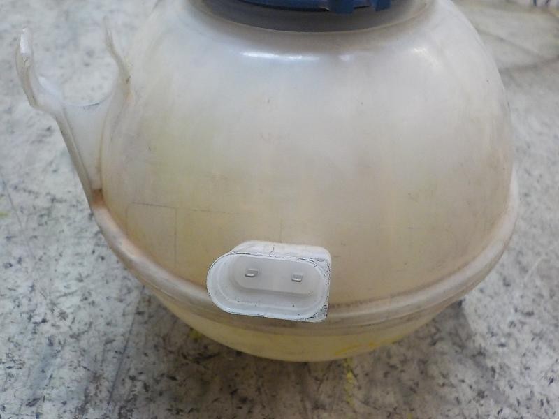 Recambio de deposito expansion para volkswagen golf vi (5k1) 2.0 tdi referencia OEM IAM 1K0121407A  