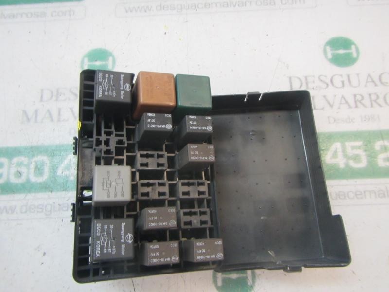 Recambio de caja reles / fusibles para ssangyong rexton 2.7 turbodiesel cat referencia OEM IAM   