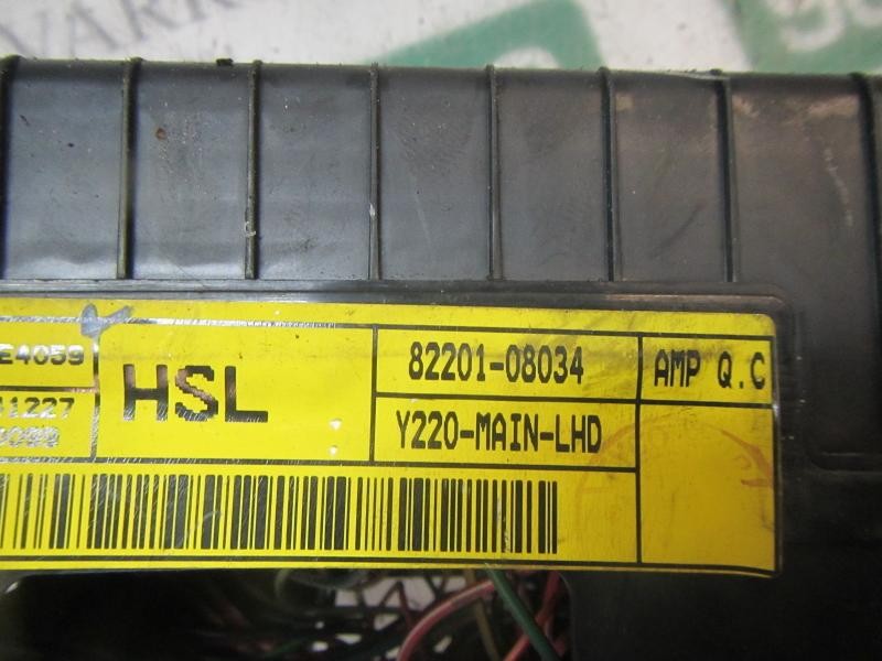 Recambio de caja reles / fusibles para ssangyong rexton 2.7 turbodiesel cat referencia OEM IAM   