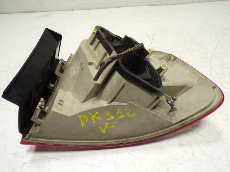 Recambio de piloto trasero izquierdo para volkswagen touareg (7l6) 3.0 v6 tdi dpf referencia OEM IAM 7L6945095P  