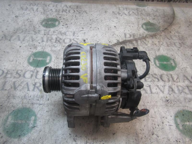 Recambio de alternador para volkswagen polo (6r1) advance referencia OEM IAM 03F903023D 03F903023D 0124525201025