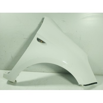 ALETA DELANTERA DERECHA 