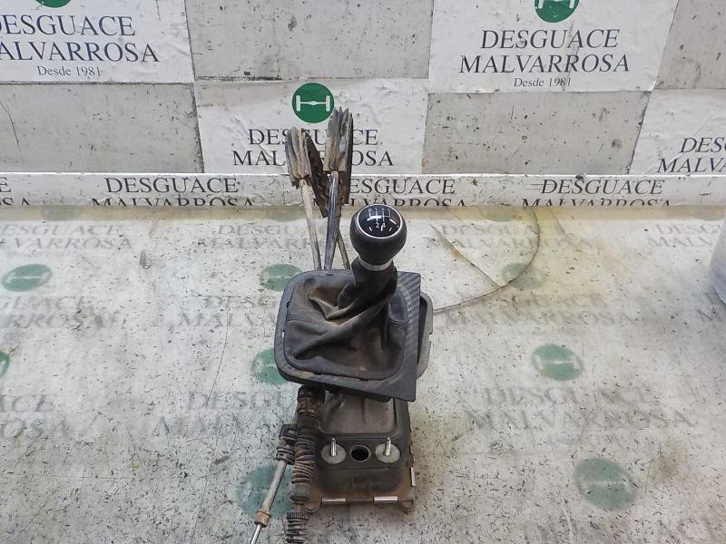 Recambio de palanca cambio para volkswagen golf vi (5k1) 2.0 tdi referencia OEM IAM 1K0711050A  