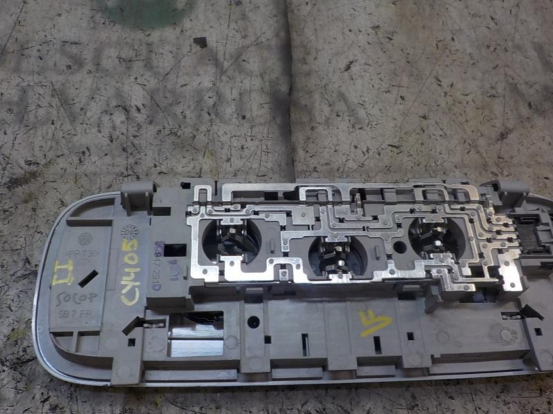 Recambio de piloto interior para volkswagen golf vi (5k1) 2.0 tdi referencia OEM IAM 3C0947291DY20  