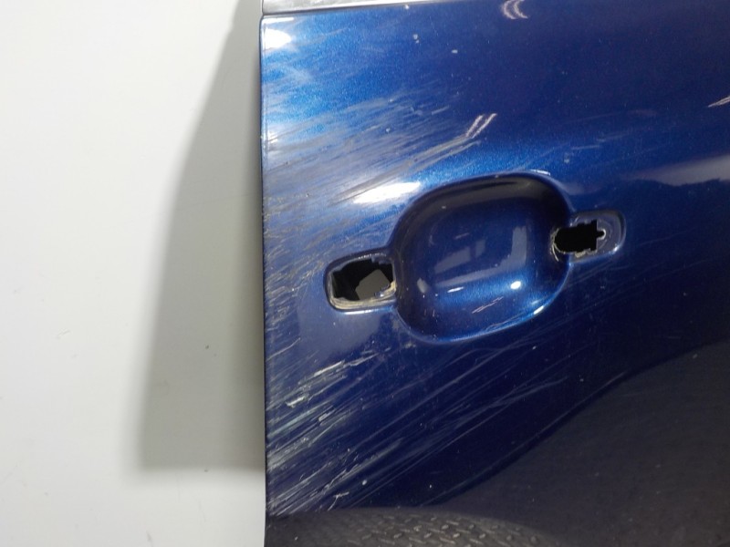 Recambio de puerta trasera derecha para volkswagen touareg (7l6) 3.0 v6 tdi dpf referencia OEM IAM 7L0833056M  