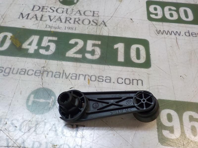 Recambio de maneta elevalunas trasera izquierda para bmw serie 1 berlina (e81/e87) 118d referencia OEM IAM 51328122503  