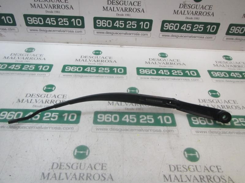 Recambio de brazo limpia delantero derecho para kia cee´d sporty wagon active referencia OEM IAM 983201H300  