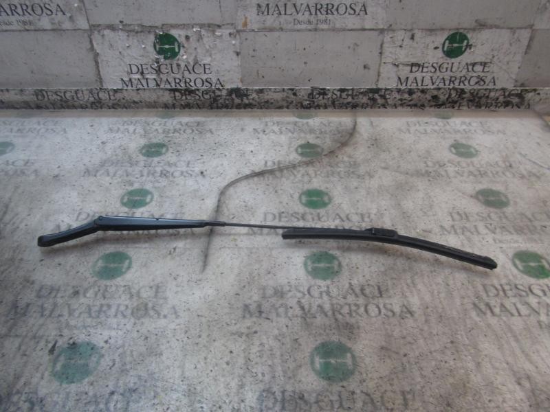 Recambio de brazo limpia delantero derecho para volkswagen polo (6r1) advance referencia OEM IAM 6R1955410A  