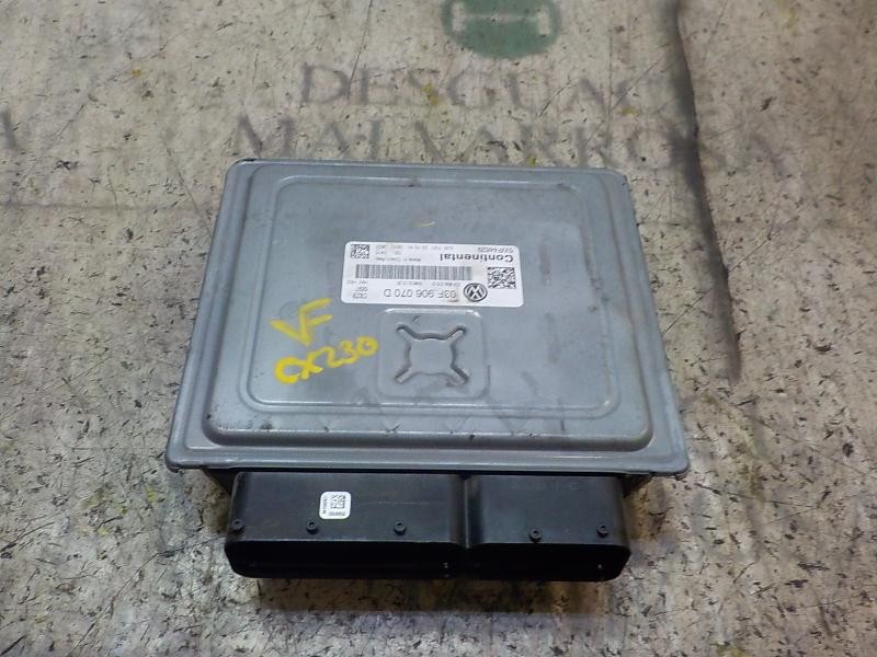 Recambio de centralita motor uce para volkswagen polo (6r1) advance referencia OEM IAM 03F906070KS 03F906070D 5WP44629