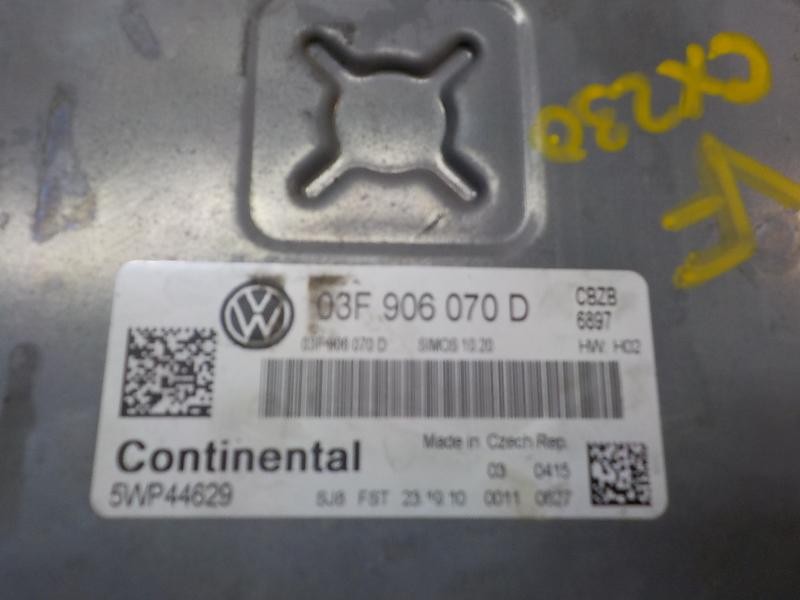 Recambio de centralita motor uce para volkswagen polo (6r1) advance referencia OEM IAM 03F906070KS 03F906070D 5WP44629
