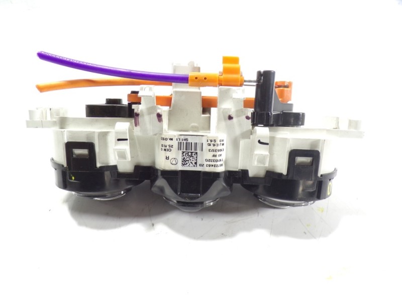 Recambio de mando climatizador para peugeot 208 1.4 hdi fap referencia OEM IAM 9672248380 96722483ZD 