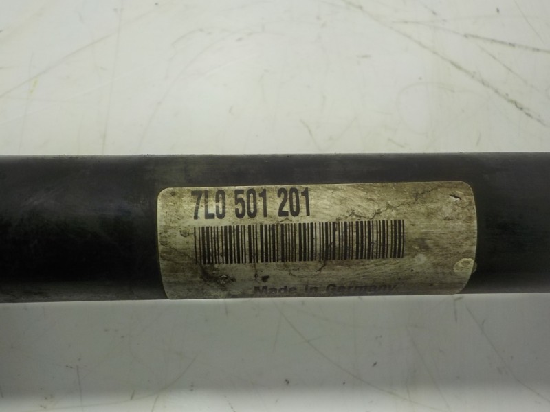 Recambio de transmision trasera izquierda para volkswagen touareg (7l6) 3.0 v6 tdi dpf referencia OEM IAM 7L0501201B 7L0501201 