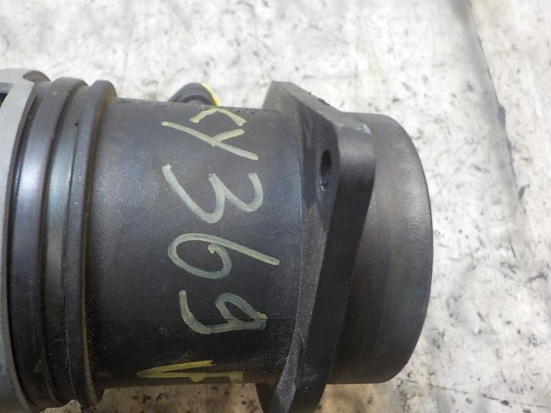 Recambio de caudalimetro para volkswagen polo (9n3) 1.4 tdi referencia OEM IAM 038906461B  