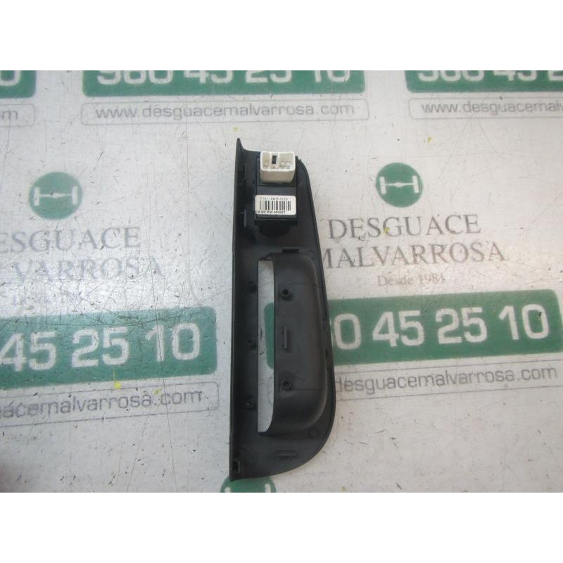 Recambio de mando elevalunas trasero izquierdo para kia cee´d sporty wagon active referencia OEM IAM 935751H100EQ 935751H100 