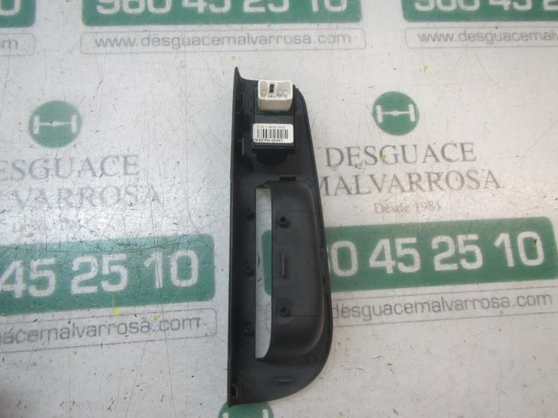 Recambio de mando elevalunas trasero izquierdo para kia cee´d sporty wagon active referencia OEM IAM 935751H100EQ 935751H100 