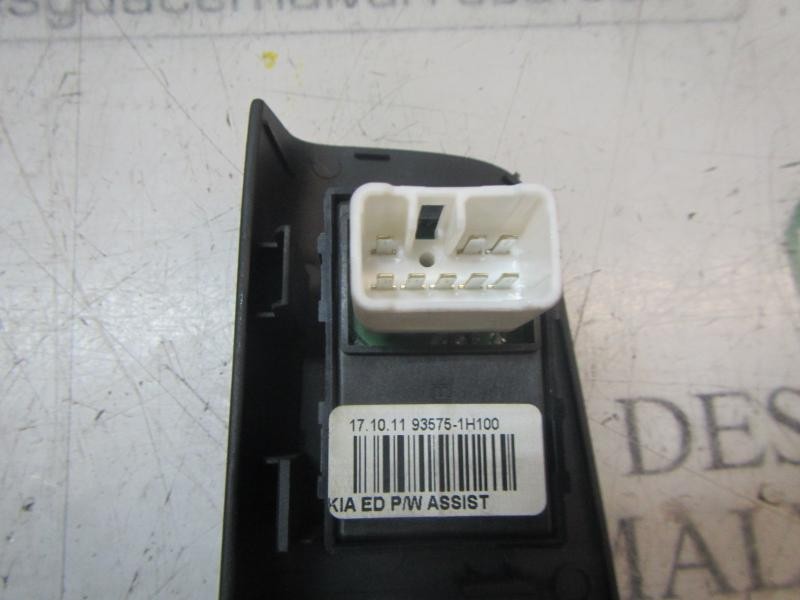 Recambio de mando elevalunas trasero izquierdo para kia cee´d sporty wagon active referencia OEM IAM 935751H100EQ 935751H100 