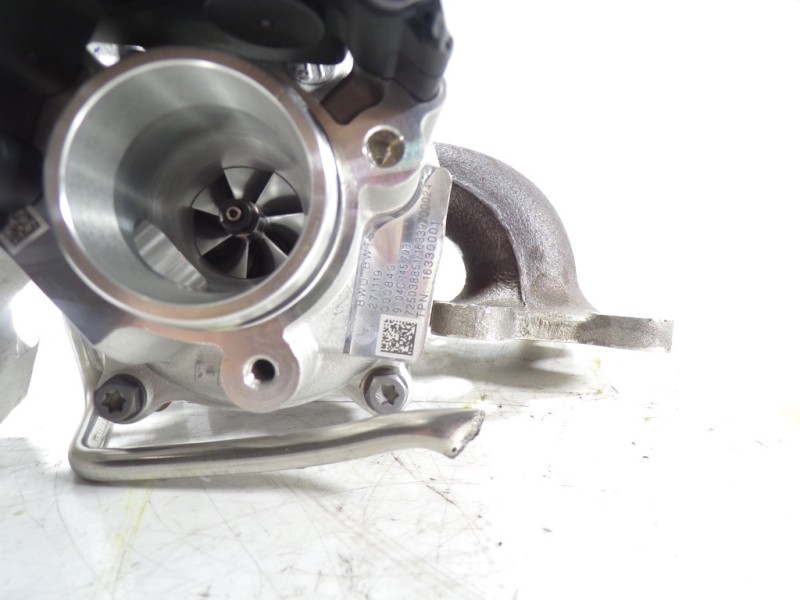 Recambio de turbocompresor para audi a1 sportback (gba) 1.0 tfsi referencia OEM IAM 04C145703 04C145703 725038851
